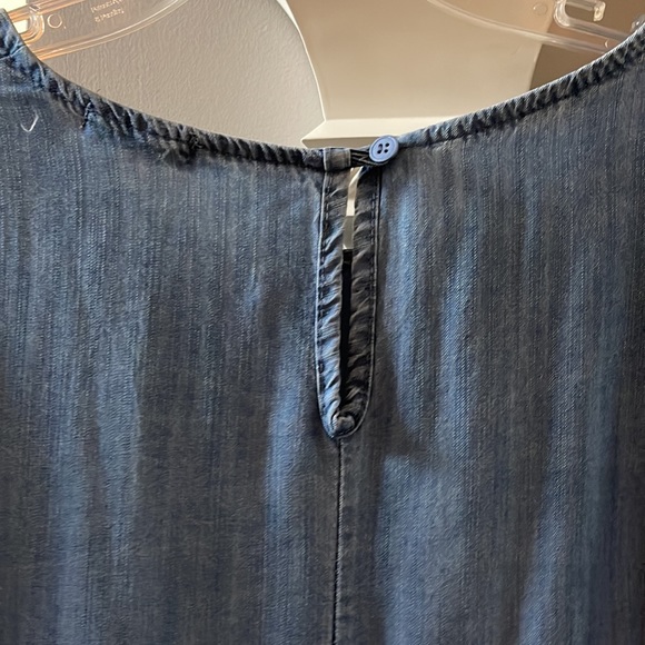 Chambray Dress Lightweight Denim Bell Sleeve Ruffle Size Large - Picture 3 of 4